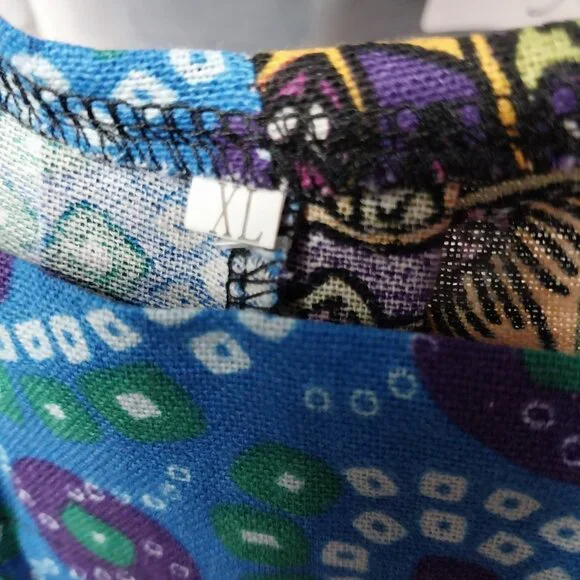 3660 Size XL Boho Print Cotton/ Polyester Over Alls with Adjustable Button Strap - Picture 7 of 8